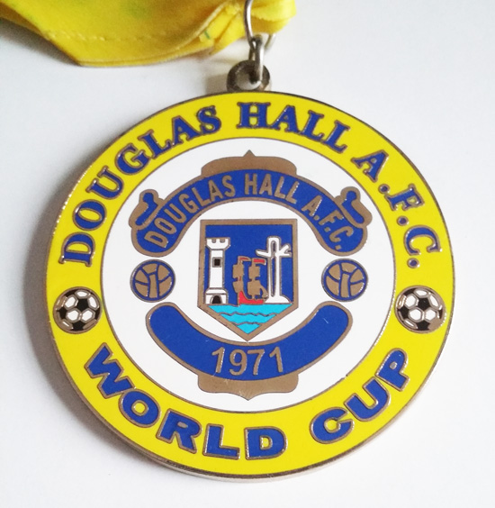 Soccer medal for world cup competition