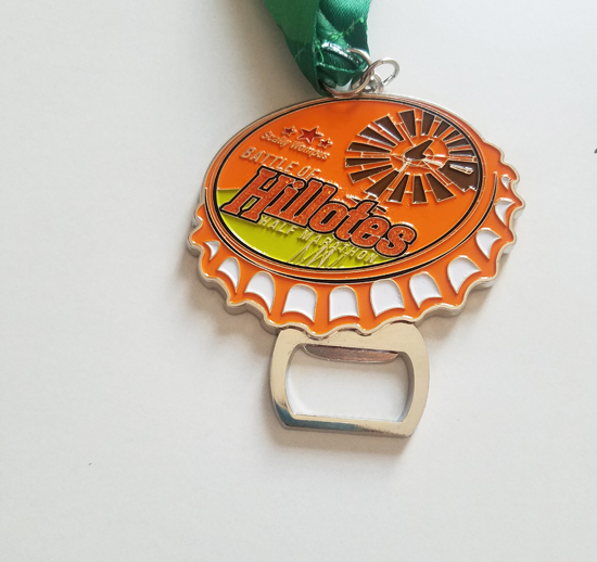 Glitters medal with bottle opener