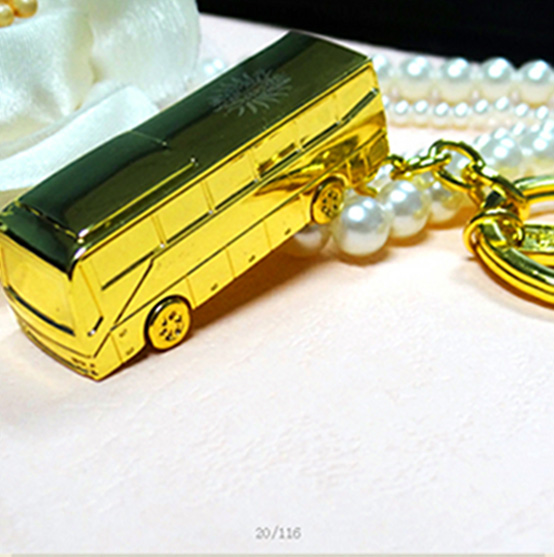 3D bus keychains with gold plated