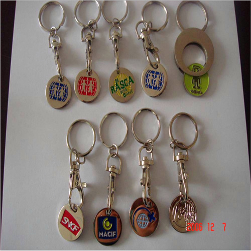 Multiple stamping metal keychains with keyrings attachments