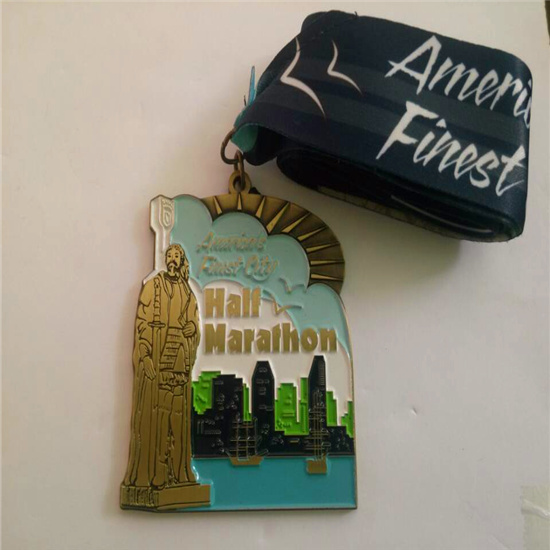 Half marathon medal